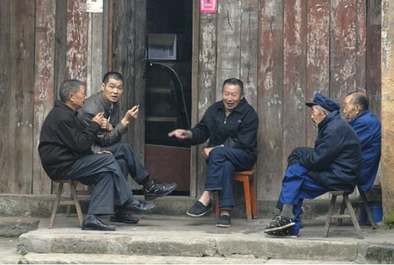 摆龙门阵是什么意思 摆龙门阵是什么